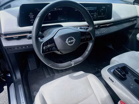 Used 2024 Nissan Ariya AWD image 10