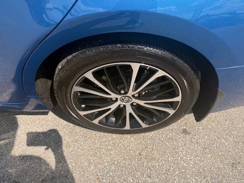 Used 2020 Toyota Camry SE w/ Audio Package AWD/4WD image 18
