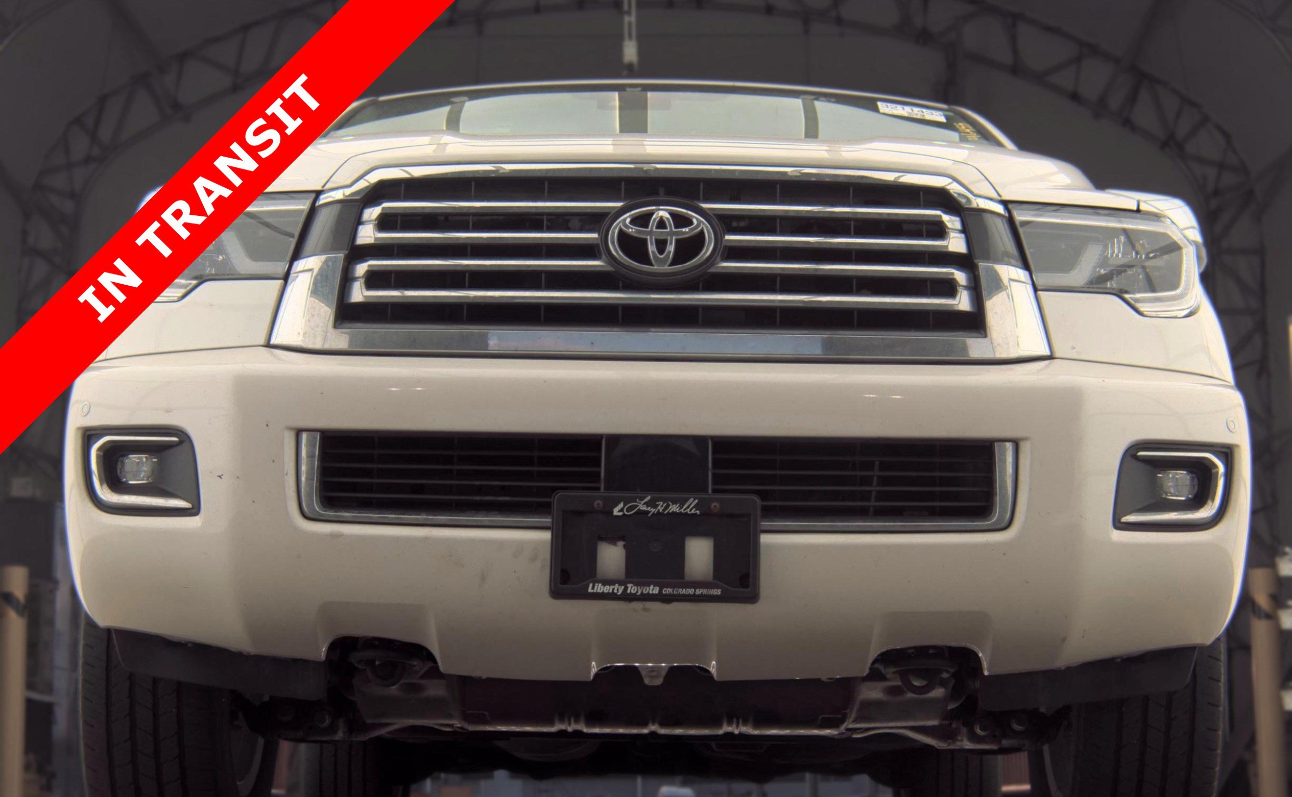 Used 2018 Toyota Sequoia Platinum AWD/4WD image 4