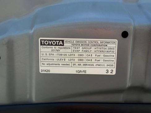 Used 2017 Toyota 4Runner TRD Pro AWD/4WD image 31