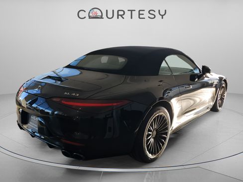Used 2025 Mercedes-Benz SL 43 AMG image 6
