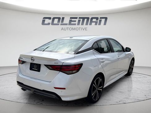 Used 2023 Nissan Sentra SR w/ SR Premium Package FWD image 3