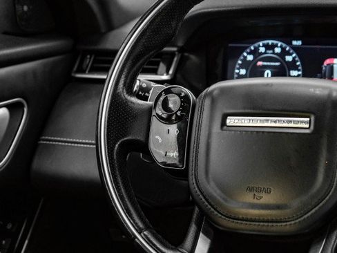 Used 2019 Land Rover Range Rover Velar R-Dynamic SE image 22