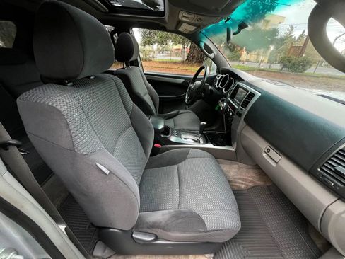 Used 2005 Toyota 4Runner Sport image 8