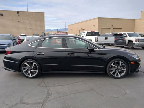 Used 2023 Hyundai Sonata SEL Plus image 2