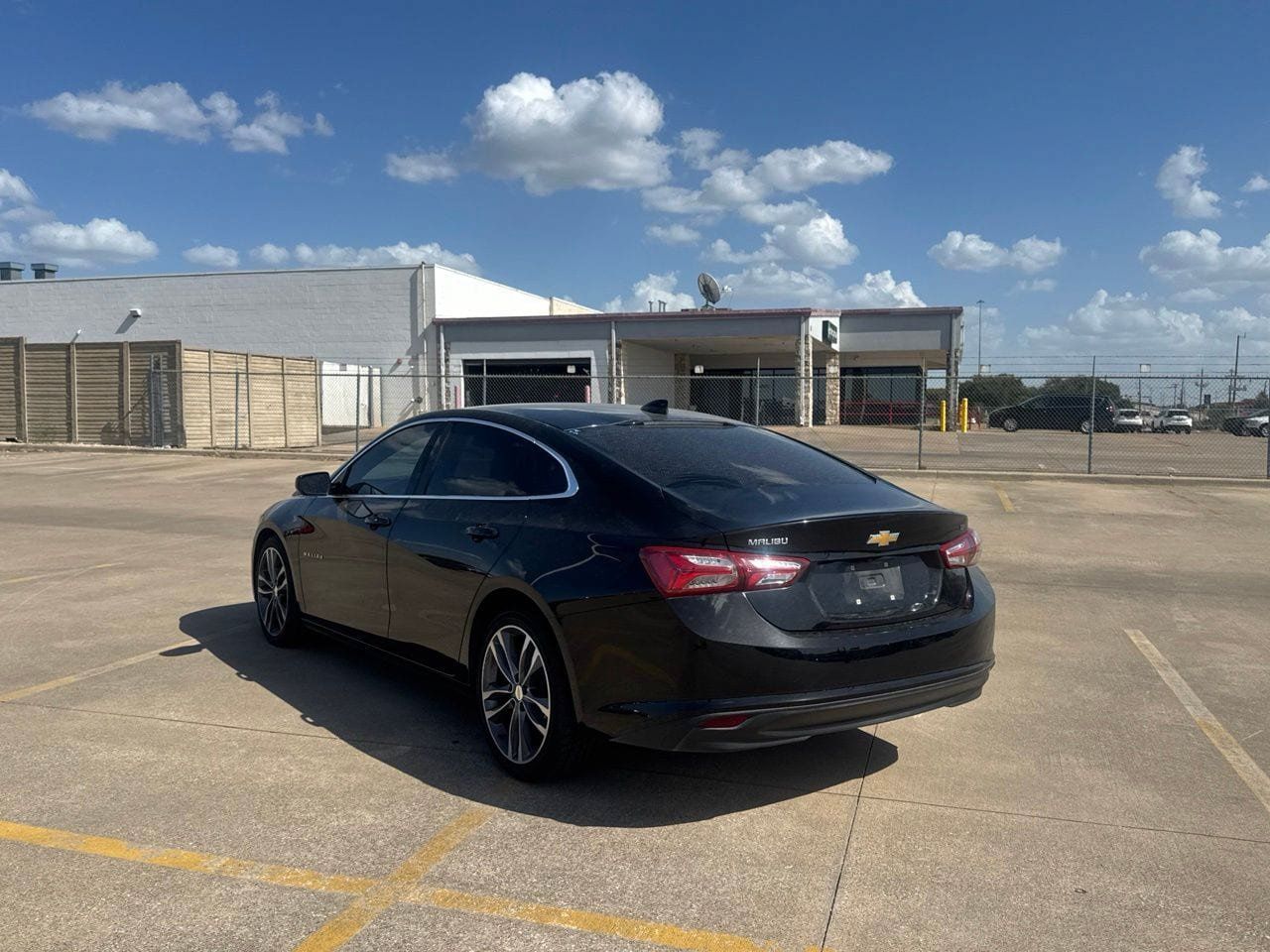 Used 2023 Chevrolet Malibu LT FWD image 15