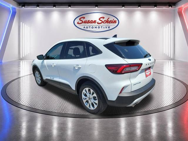 Used 2026 Ford Escape Active FWD image 25
