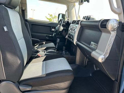 Used 2014 Toyota FJ Cruiser 4WD w/ Trail Teams Ultimate Edition image 30