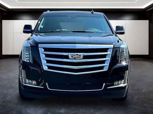 Used 2015 Cadillac Escalade ESV Premium AWD/4WD image 2