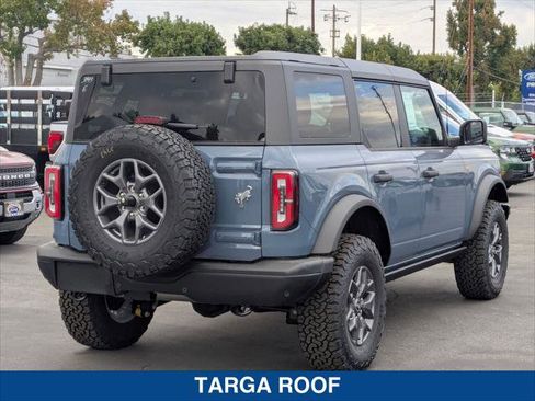 New 2025 Ford Bronco Badlands image 5