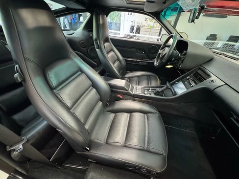 Used 1989 Porsche 928 S4 image 19