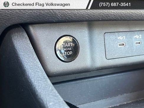Used 2024 Nissan Rogue SV FWD image 37