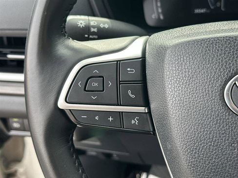 Used 2024 Toyota Grand Highlander XLE image 24