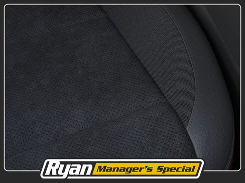 New 2025 Chevrolet Blazer EV RS image 21