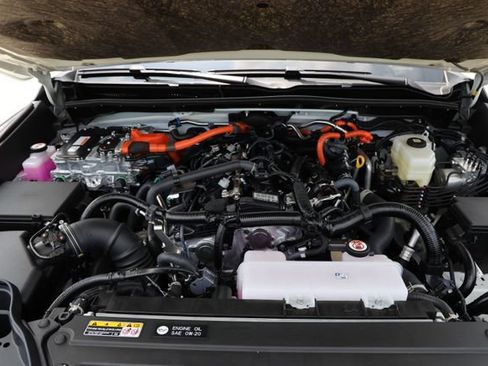 New 2026 Toyota 4Runner Platinum AWD/4WD image 10