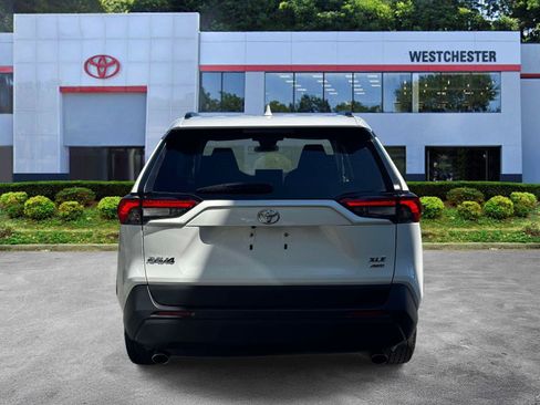 Used 2025 Toyota RAV4 XLE AWD/4WD image 6