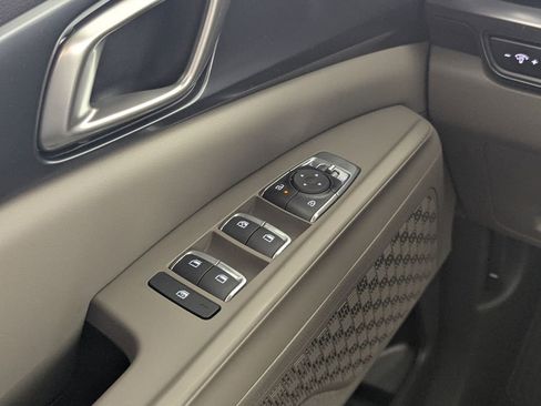 New 2026 Kia Carnival LX FWD image 15