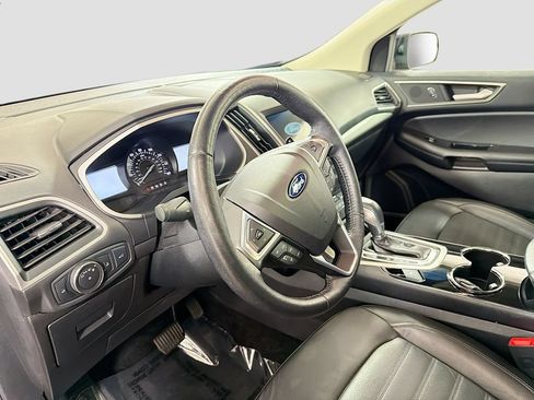 Used 2016 Ford Edge SEL w/ Equipment Group 201A AWD/4WD image 11