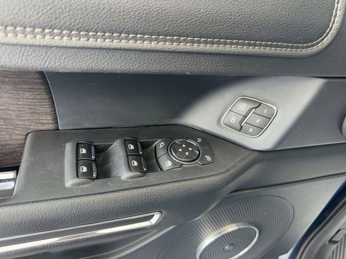 Certified 2019 Ford Expedition Limited w/ Equipment Group 302A RWD image 9