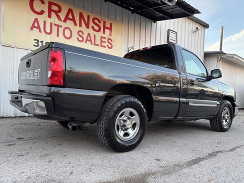 Used 2004 Chevrolet Silverado 1500 2WD Regular Cab image 3