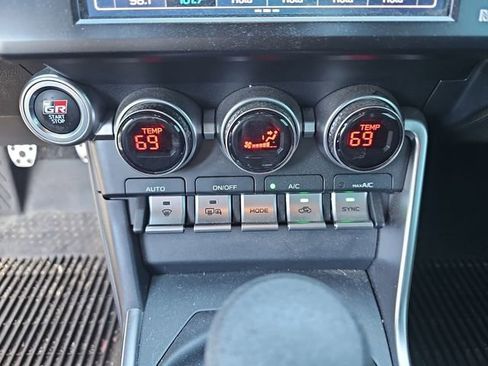 Used 2022 Toyota GR86 Premium image 22