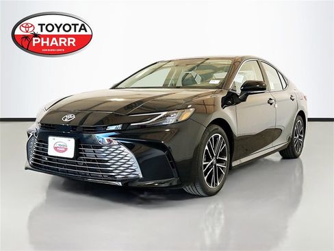 New 2026 Toyota Camry XLE image 1