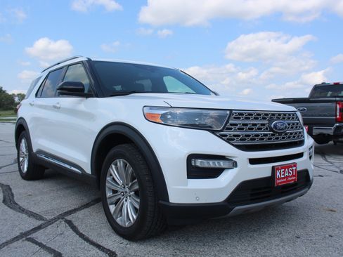 Used 2020 Ford Explorer Limited w/ Class III Trailer Tow Package AWD/4WD image 5