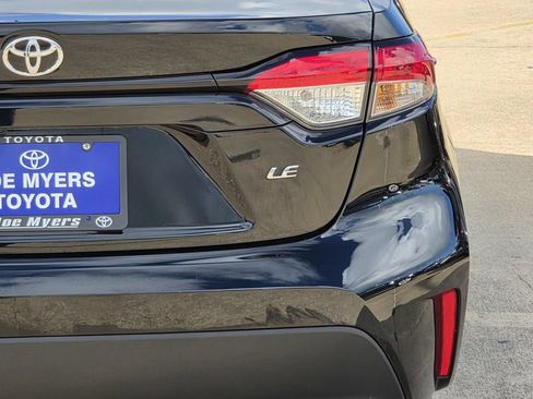 Used 2026 Toyota Corolla LE FWD image 9