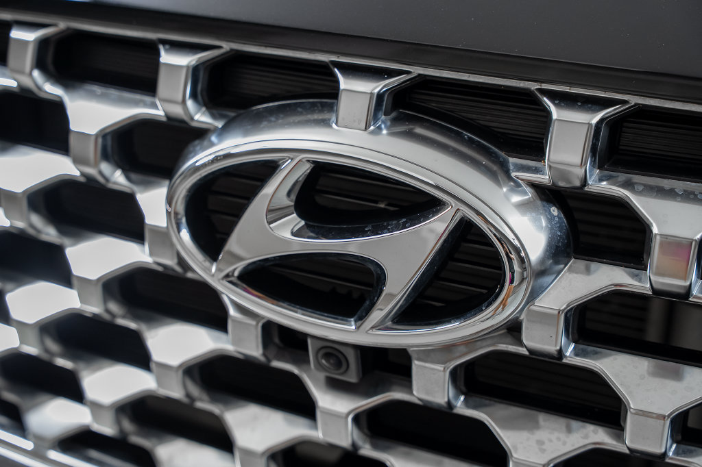 Certified 2023 Hyundai Santa Fe Limited AWD/4WD image 20