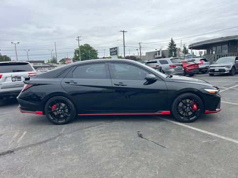 Used 2025 Hyundai Elantra N FWD image 8