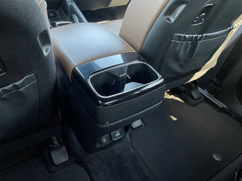 Used 2021 Kia Telluride SX w/ SX Prestige Package AWD/4WD image 29