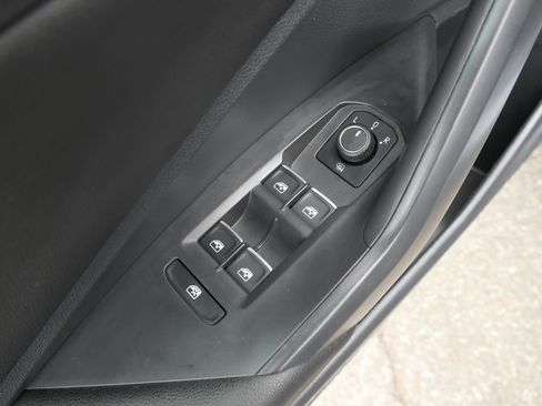 Used 2021 Volkswagen Jetta SEL FWD image 14