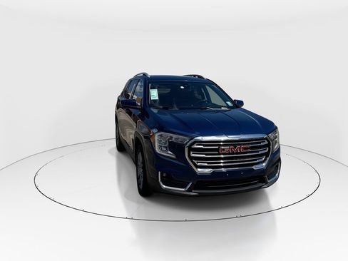 Used 2022 GMC Terrain SLT AWD/4WD image 3