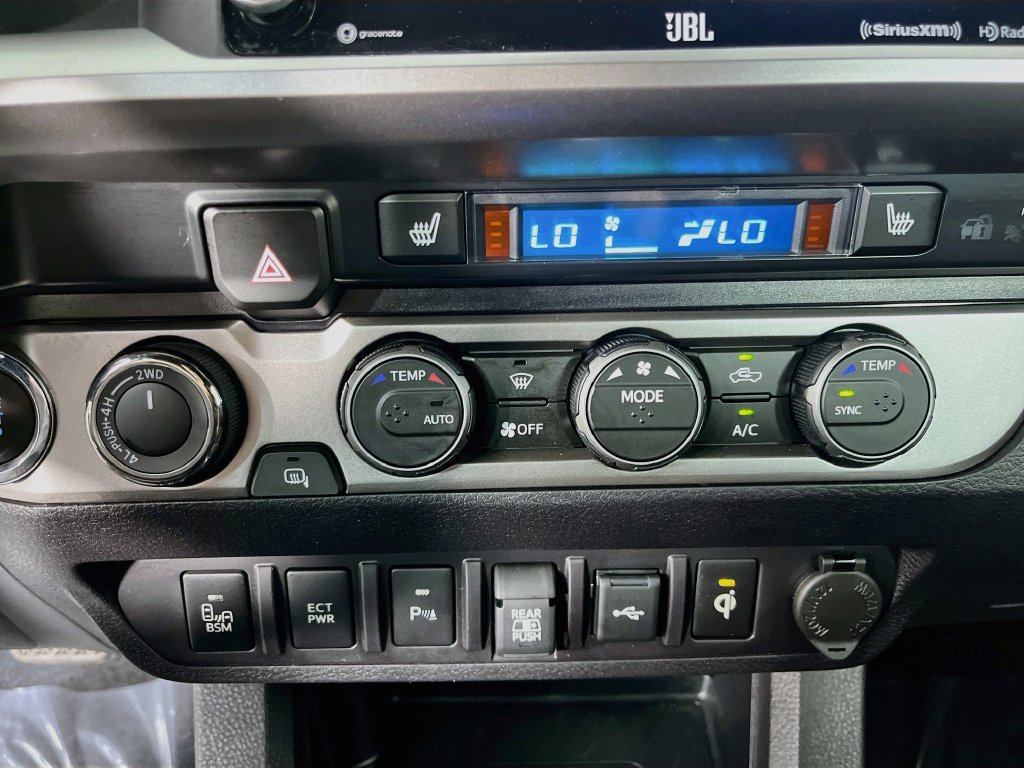 Used 2023 Toyota Tacoma Limited AWD/4WD image 21