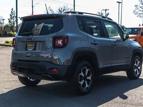 Used 2021 Jeep Renegade Trailhawk w/ Sun & Sound Group image 8