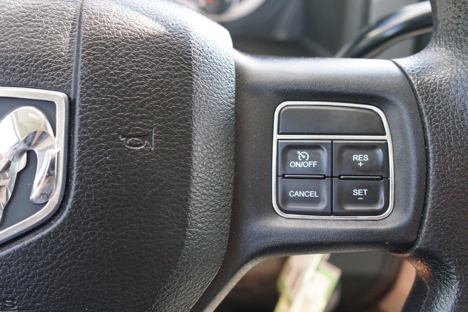 Used 2015 RAM 2500 Tradesman w/ Chrome Appearance Group RWD image 14