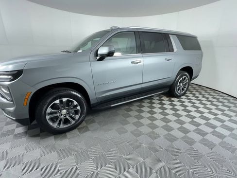 New 2026 Chevrolet Suburban LT w/ Comfort Package image 63