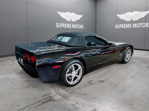 Used 2004 Chevrolet Corvette Convertible w/ Preferred Equipment Group image 9