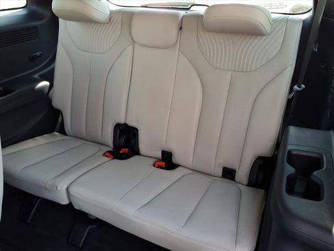 Used 2025 Hyundai Palisade Calligraphy image 17