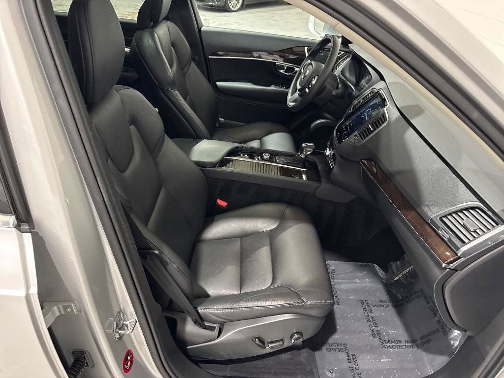 Used 2019 Volvo XC90 T6 Momentum w/ Protection Package AWD/4WD image 55