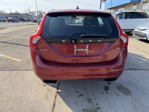 Used 2015 Volvo V60 T5 Premier FWD image 9