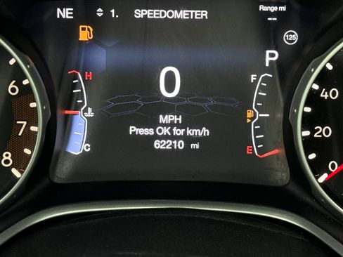 Used 2018 Jeep Compass Latitude w/ Popular Equipment Group AWD/4WD image 23