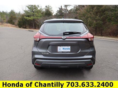 Used 2024 Nissan Kicks S image 6