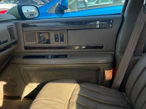 Used 1994 Buick Roadmaster Sedan image 25