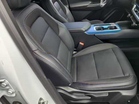 Used 2024 Chevrolet Equinox EV LT AWD/4WD image 20
