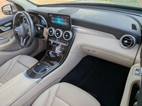 Used 2021 Mercedes-Benz GLC 300 image 20