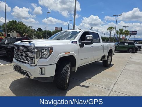 Used 2020 GMC Sierra 2500 Denali w/ Denali Ultimate Package AWD/4WD image 4