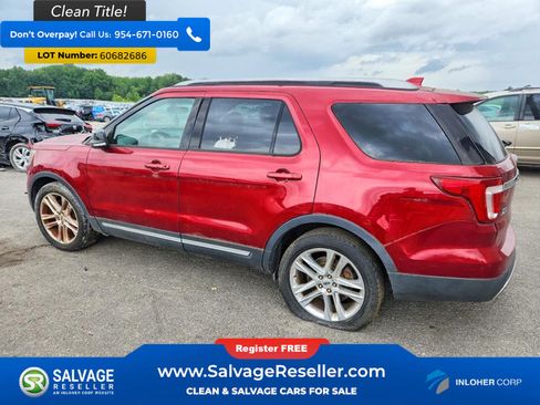 Used 2016 Ford Explorer XLT w/ Equipment Group 202A FWD image 3