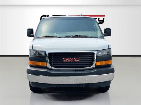 Used 2023 GMC Savana 3500 Extended w/ Driver Convenience Package image 2