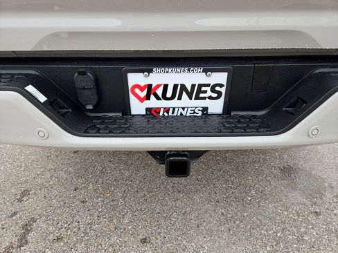 New 2026 GMC Canyon Elevation w/ Convenience Package image 37